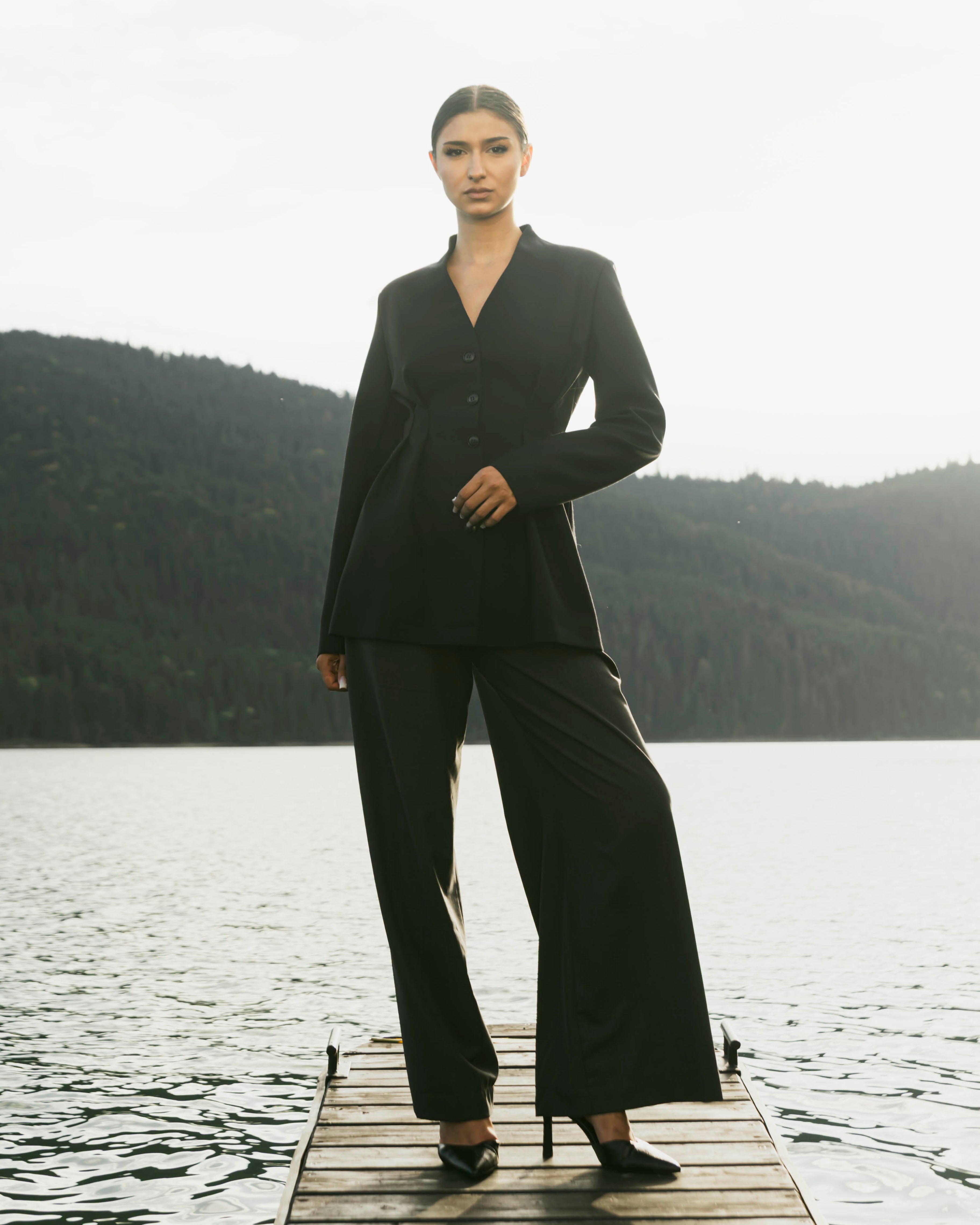 WAIST PLEATED BLAZER